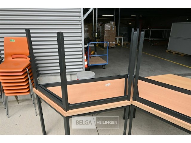 5 x trapeziumvormige tafel - afbeelding 5 van  5
