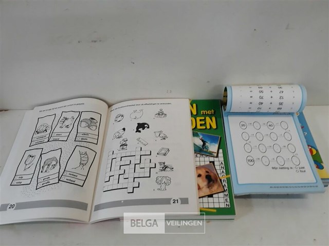 5 x vakantie oefenboek + 5 x spelen met woorden - afbeelding 3 van  3