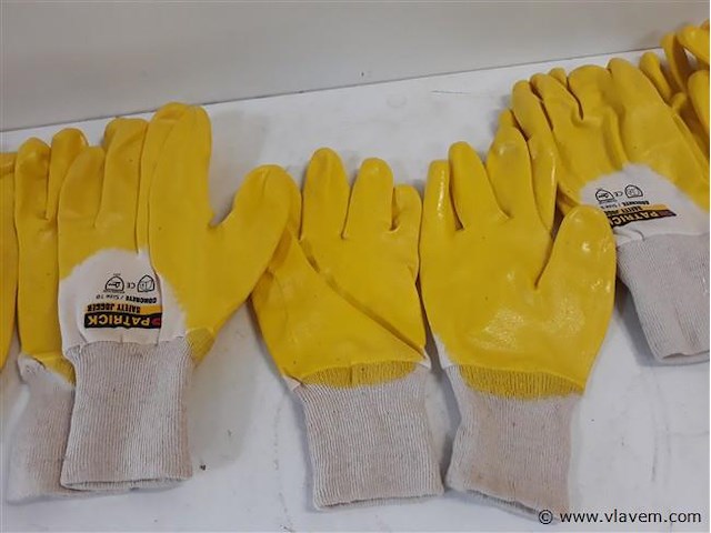 5 x werkhandschoenen nitrile 3 x nr 9 + 2 x nr 10 - afbeelding 2 van  2