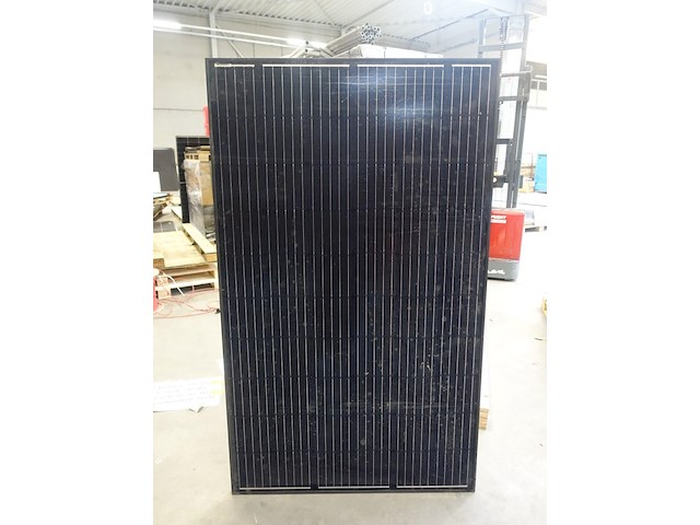 5 x zonnepaneel longi 305wp (1.525 wp) - afbeelding 1 van  3