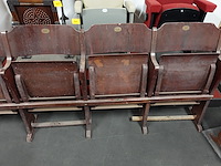 5-zit houten antieke theaterstoel - afbeelding 3 van  7