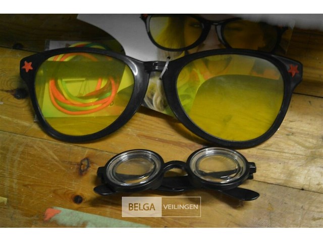 ±50 div carnavalbrillen - afbeelding 4 van  8