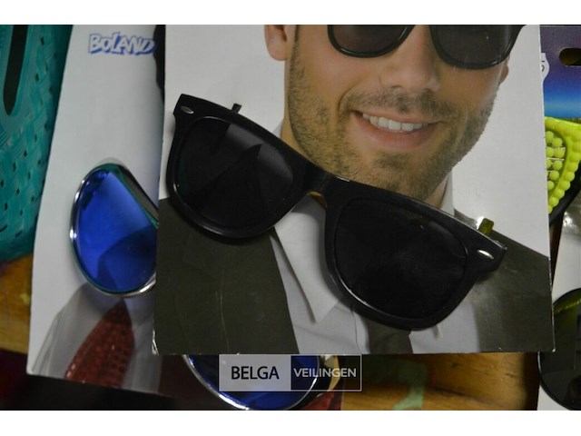 ±50 div carnavalbrillen - afbeelding 8 van  8