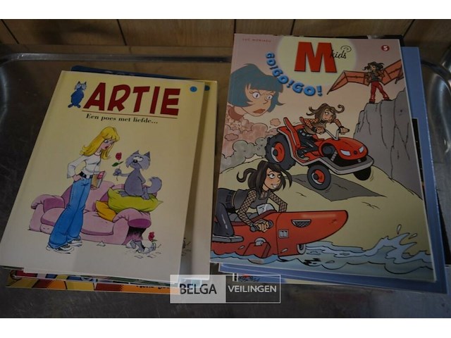 ±50 div stripverhalen - afbeelding 2 van  5