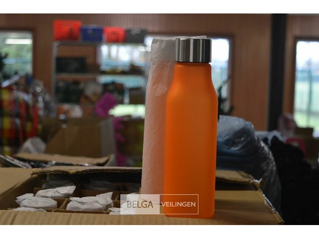 ±50 drinkflessen - afbeelding 1 van  2