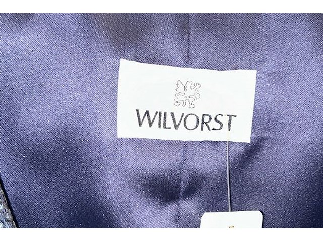 50 gilets/debardeurs - afbeelding 6 van  12