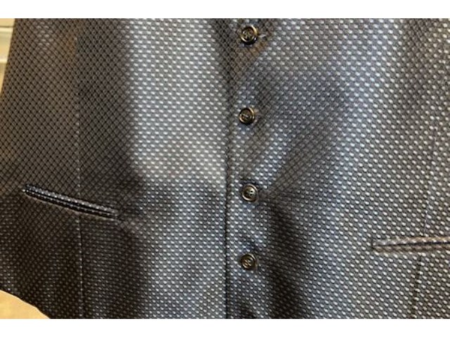 50 gilets/debardeurs - afbeelding 7 van  12