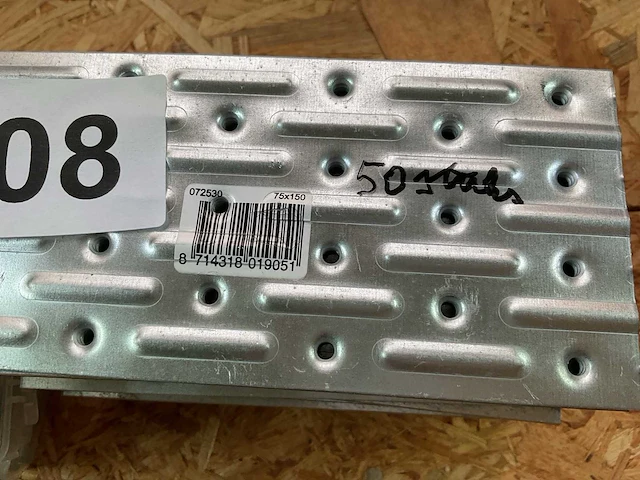 50 hout verbinders en doosjes nagels - afbeelding 3 van  4