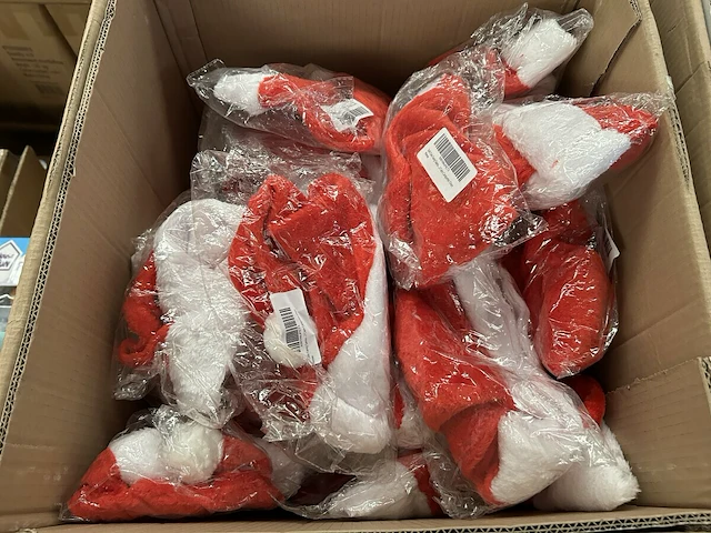 50 kerstmutsen - afbeelding 1 van  2