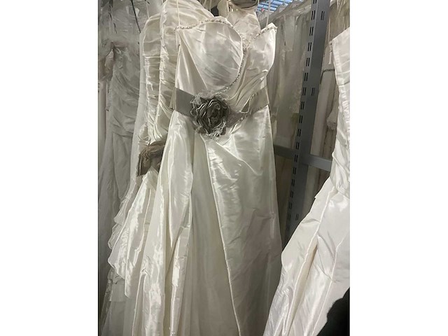 50 linea raffaelli diverse bruidsjurken (totaalprijs) - afbeelding 10 van  25