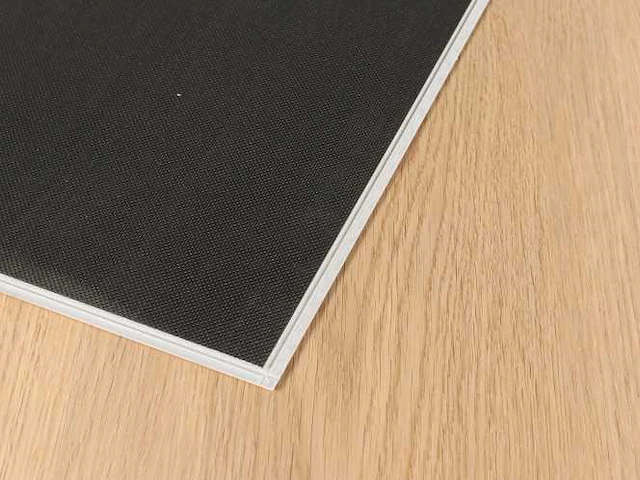 50 m2 pvc spc click vinyl plank met xps onderlaag - 1220 x 228 x 4+1 mm - afbeelding 4 van  4