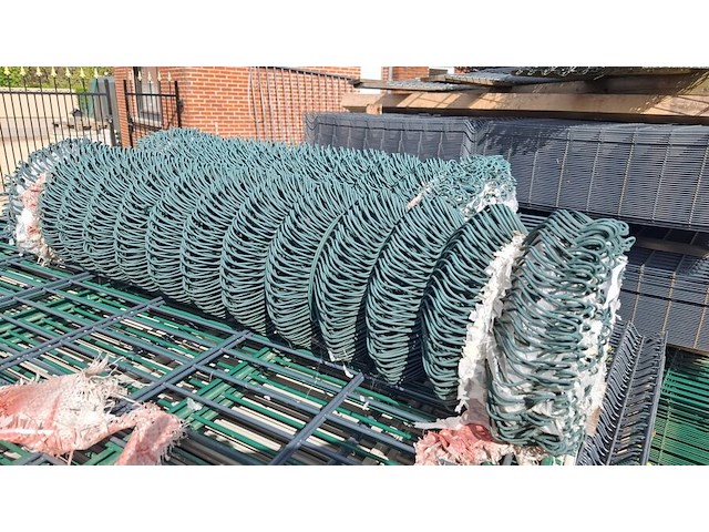 50 meter tennisdraad bestaande uit 2 rollen van 100cm hoog x 25m lang - afbeelding 1 van  3