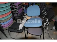 50 ongelijke stoelen - afbeelding 4 van  12