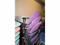 50 ongelijke stoelen - afbeelding 10 van  12