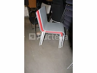 50 ongelijke stoelen - afbeelding 11 van  12