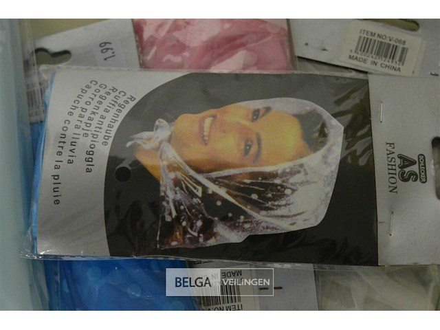 ±50 poncho's en regenkapjes - afbeelding 3 van  5
