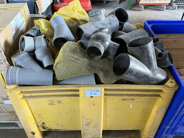50 pvc moffen, bochten, y-stukken, geberit - afbeelding 1 van  6