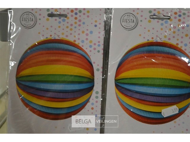 ±50 regenbooglantaarns - afbeelding 2 van  2