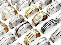50 stuks gemengde roestvrijstalen ringen voor mannen & vrouwen in ringendoos