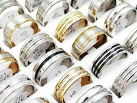 50 stuks gemengde roestvrijstalen ringen voor mannen & vrouwen zonder ringendoos - afbeelding 1 van  4