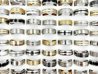 50 stuks gemengde roestvrijstalen ringen voor mannen & vrouwen zonder ringendoos - afbeelding 2 van  4