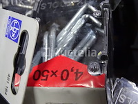 50 verschillende reparatieblaren (schroeven, spijkers, haken, ...) - afbeelding 3 van  6