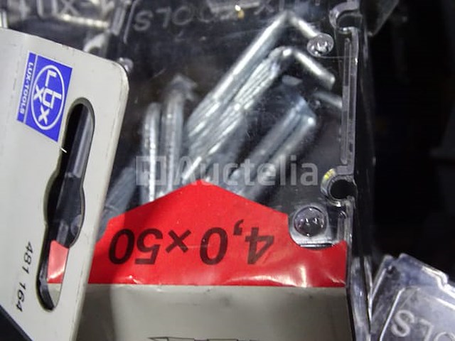 50 verschillende reparatieblaren (schroeven, spijkers, haken, ...) - afbeelding 3 van  6