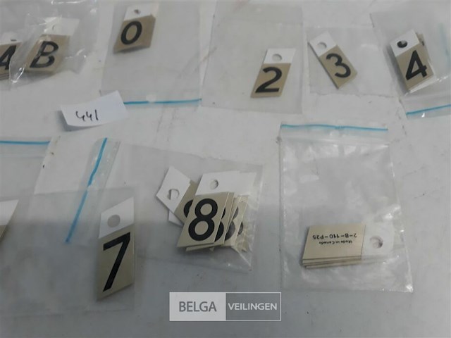 50 x zelfklevende cijfers alu 2x3 cm mix - afbeelding 3 van  3