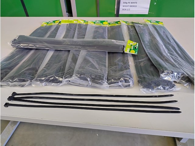 500x ongebruikt tyrap 7,8x500mm - afbeelding 3 van  4