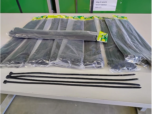 500x ongebruikt tyrap 7,8x500mm - afbeelding 3 van  4