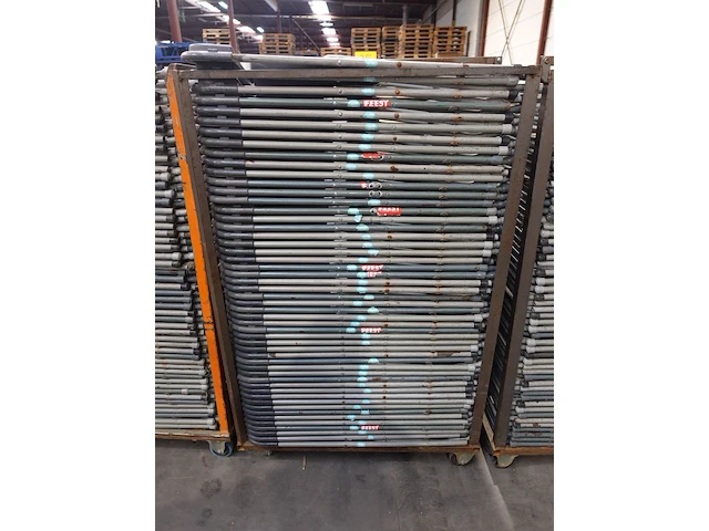 50x inklapbare stoel + kar - afbeelding 3 van  3