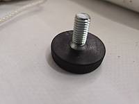 50x stelvoetjes zwart rond ø 32x9 | m 8x20/17 kartelrand - afbeelding 4 van  5