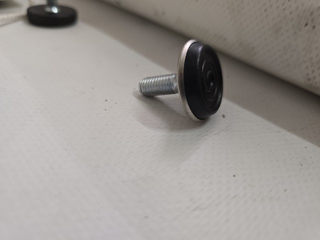 50x stelvoetjes zwart rond ø 32x9 | m 8x20/17 - afbeelding 3 van  6