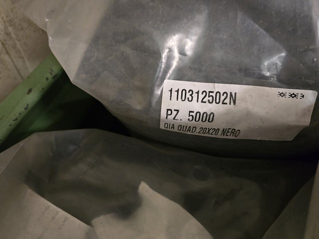 50x stoelpootdop vierkant 20mm - afbeelding 3 van  3