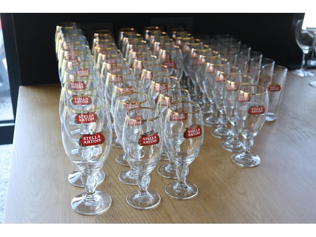 51 bierglazen stella artois - afbeelding 2 van  4