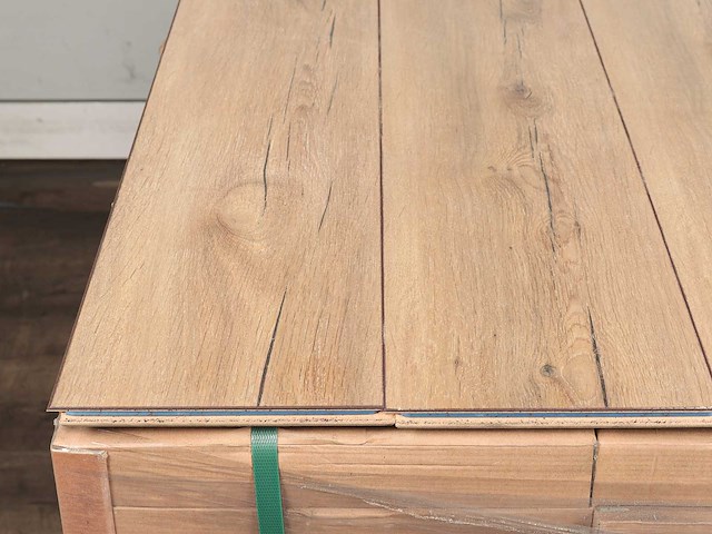 52 m2 laminaat plank watervast - 1380 x 193 x 10 mm - afbeelding 2 van  4