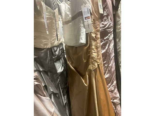 53 linea raffaelli diverse bruidsjurken (totaalprijs) - afbeelding 8 van  30