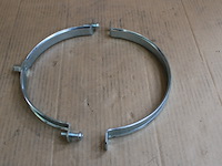 53 x verzinkte ophangbeugel voor pvc buis 200/m8 - afbeelding 1 van  1