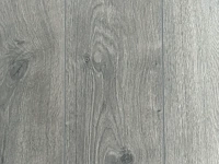 53,72 m² laminaatvloer 12 mm - afbeelding 2 van  3