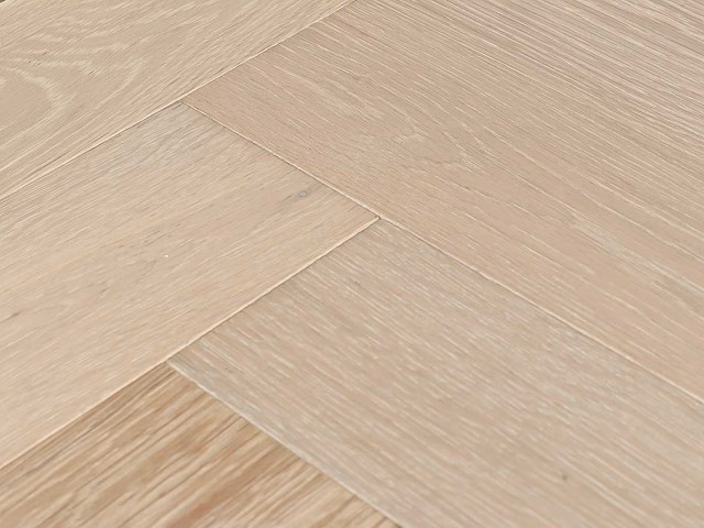 54 m2 parket eiken visgraat multiplank - 660 x 110 x 14 mm - afbeelding 1 van  4
