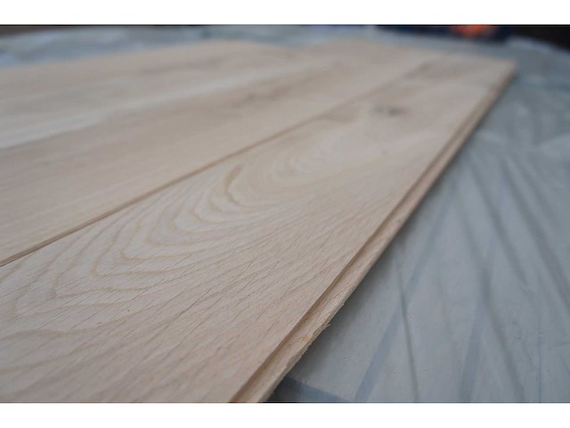 54,68 m² massief eiken parket 15mm - afbeelding 1 van  4