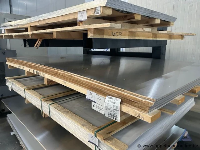 55 aluminium platen, afmetingen 1,5 x 1500 x 3000 mm - afbeelding 1 van  3