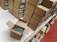 55 dozen schroeven - afbeelding 5 van  5