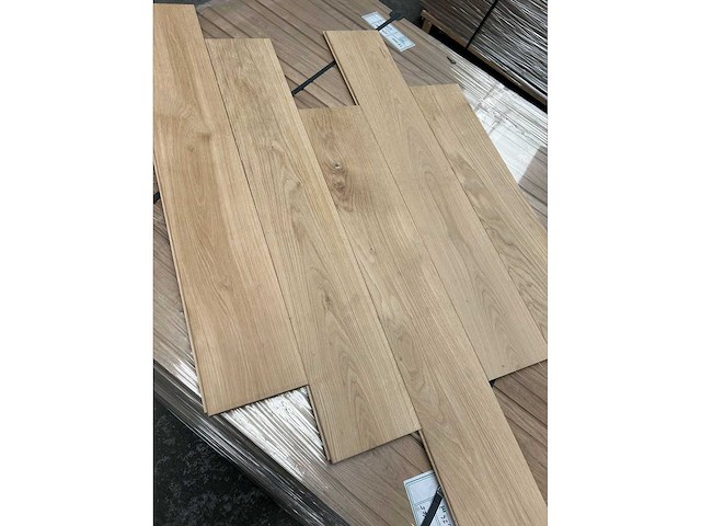 55 m² massief eiken parket 15mm - afbeelding 1 van  7