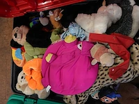55x kunststof bak met verkleedkledij en diversen - afbeelding 7 van  11