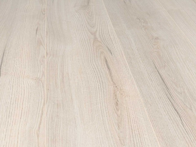 56 m2 laminaat plank - 1383 x 244 x 8 mm - afbeelding 1 van  3