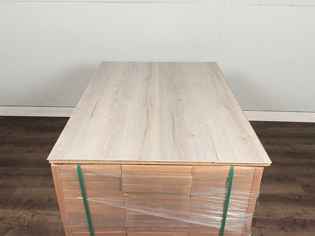 56 m2 laminaat plank - 1383 x 244 x 8 mm - afbeelding 2 van  3