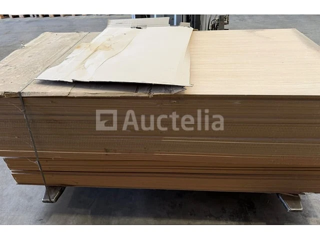 56 x atlas oak mdf houten panelen 18mm 2440mmx1220mm - afbeelding 1 van  4