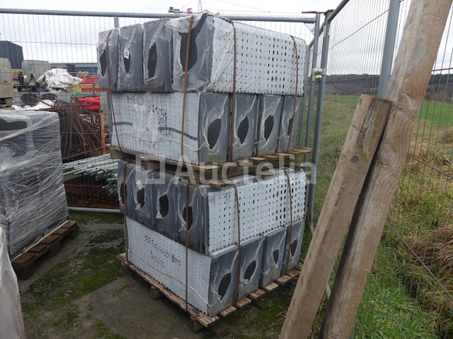 560 half monier-tegels - afbeelding 3 van  5