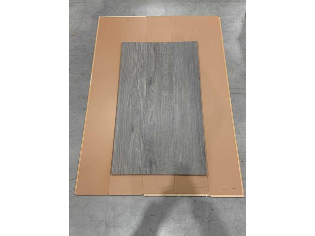 56,24 m² spc met kurk ondervloer - afbeelding 1 van  3